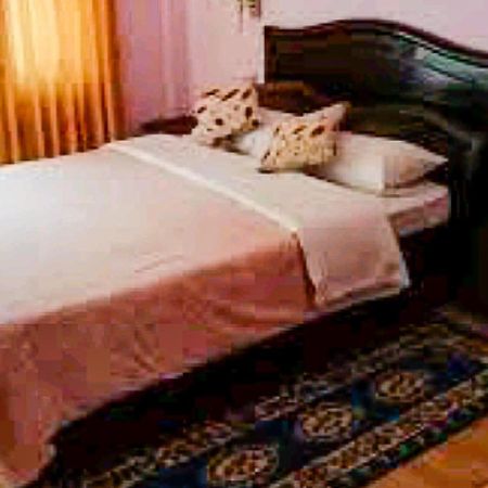 لومبيني Buddha Palace Restaurant By Wb Inn المظهر الخارجي الصورة